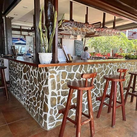Doublegem Beach Resort And Hotel Эль-Нидо Экстерьер фото